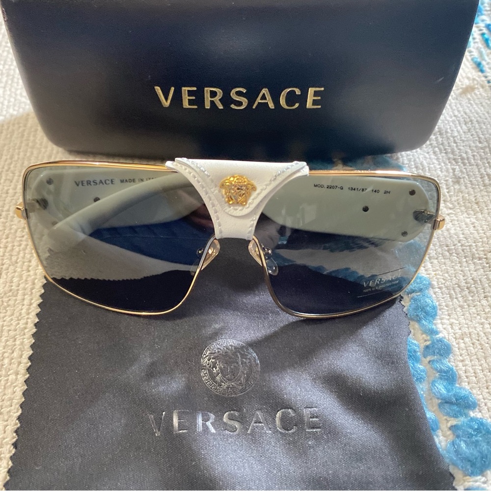 VERSACE Sunglasses 2207-Q 1341/87 White Gold Unisex With Case